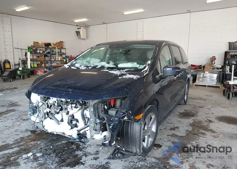 2019 Honda Odyssey Ex z USA, uszkodzony, nr VIN 5FNRL6H57KB022437